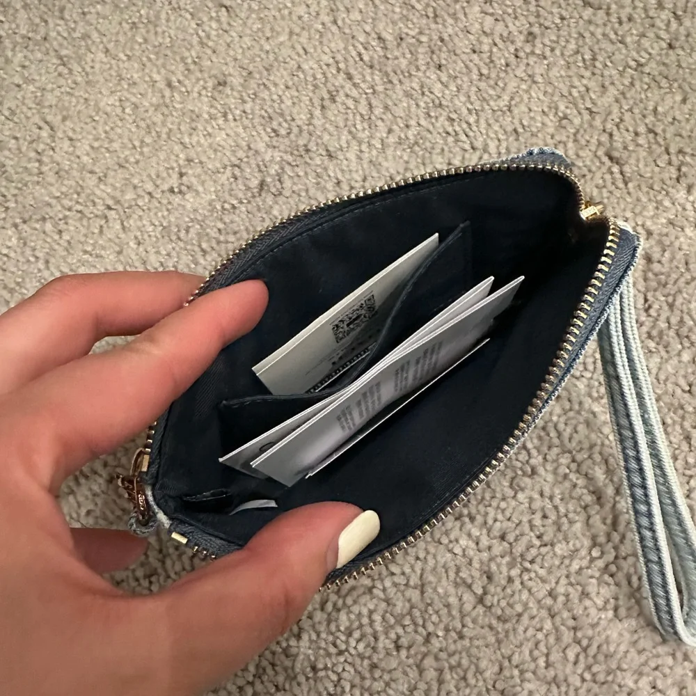 NWT Coach Corner Zip Wristlet with 2 Charms in Loved Denim Gold/Light Indigo